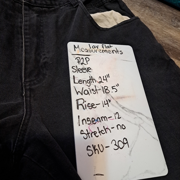 Y2K Vintage Tommy Hilifiger Black Denim Shorts Size 36 - Picture 10 of 10